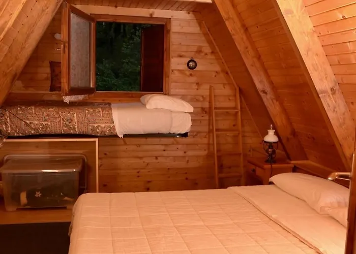 Natura La Tana Del Ghiro 木屋 Cavaliere (Cosenza)