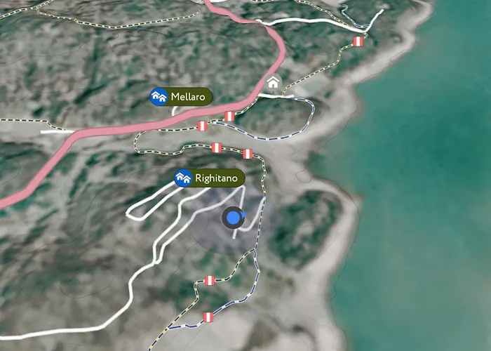 Natura La Tana Del Ghiro 木屋 Cavaliere (Cosenza)